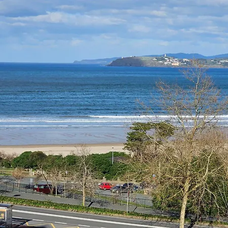 Bastiagueiro Surf Con Vistas A La Playa 公寓